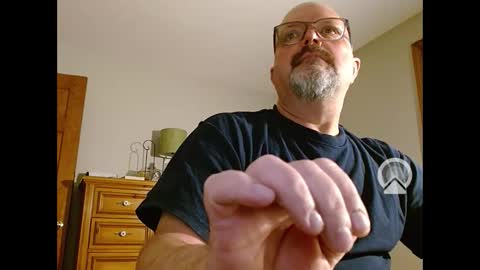 finndog21 online show from May 24, 10:54 am