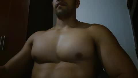 fitchestabs_69 online show from April 26, 9:00 pm