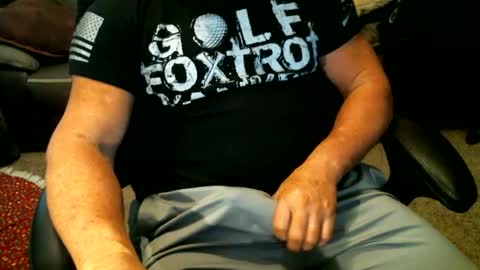 fitguy40 online show from December 4, 7:56 pm