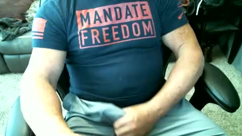 fitguy40 online show from January 12, 8:03 pm