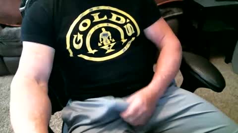 fitguy40 online show from January 10, 9:31 pm