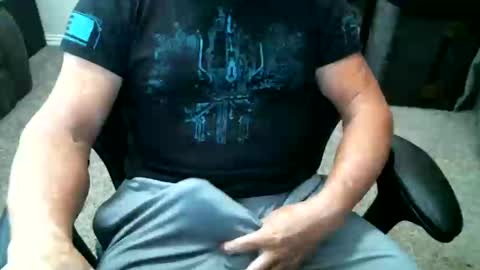 fitguy40 online show from September 10, 7:12 pm