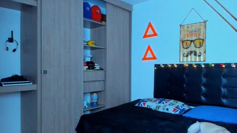 Elias Valencia online show from January 6, 3:53 am