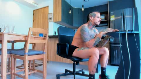 Elias Valencia online show from April 3, 4:59 pm