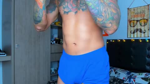 Elias Valencia online show from December 27, 2:34 pm