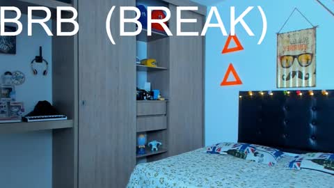 Elias Valencia online show from February 23, 9:47 pm