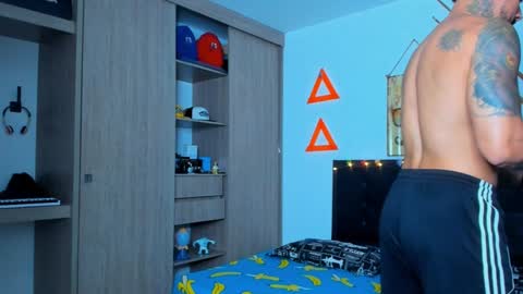 Elias Valencia online show from February 5, 11:02 am