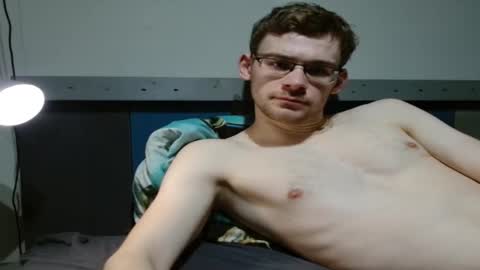 Fitwhiteboy01 online show from November 9, 4:33 pm