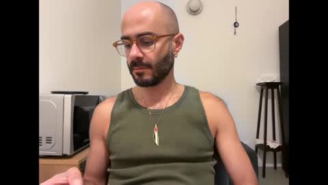 Fla is short for Flavio online show from September 18, 10:01 pm