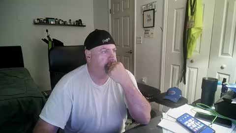 Snapshot of flaguy3233 chatting on September 15, 6:20 pm Florida guy online show from September 15, 6:20 pm