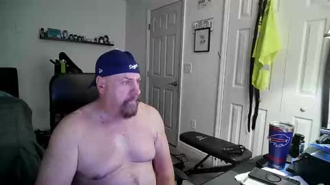 Snapshot of flaguy3233 chatting on January 13, 4:19 pm Florida guy online show from January 13, 4:19 pm