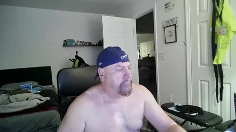 Snapshot of flaguy3233 chatting on January 28, 3:04 pm Florida guy online show from January 28, 3:04 pm
