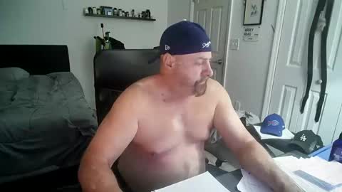 Snapshot of flaguy3233 chatting on October 3, 9:36 am Florida guy online show from October 3, 9:36 am