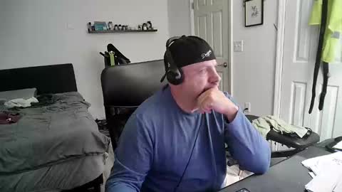 Snapshot of flaguy3233 chatting on January 12, 6:06 am Florida guy online show from January 12, 6:06 am