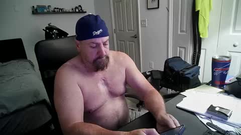 Snapshot of flaguy3233 chatting on January 5, 8:31 pm Florida guy online show from January 5, 8:31 pm