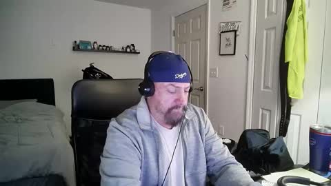 Snapshot of flaguy3233 chatting on January 8, 5:48 pm Florida guy online show from January 8, 5:48 pm