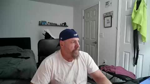 Snapshot of flaguy3233 chatting on January 22, 4:13 am Florida guy online show from January 22, 4:13 am