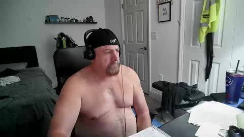 Snapshot of flaguy3233 chatting on February 5, 4:48 am Florida guy online show from February 5, 4:48 am