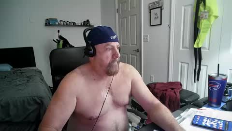 Snapshot of flaguy3233 chatting on January 30, 7:50 am Florida guy online show from January 30, 7:50 am