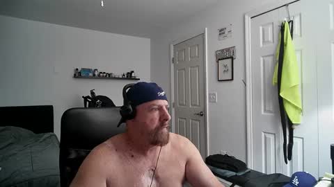 Snapshot of flaguy3233 chatting on December 16, 5:49 am Florida guy online show from December 16, 5:49 am