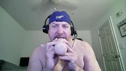 Snapshot of flaguy3233 chatting on January 27, 6:31 pm Florida guy online show from January 27, 6:31 pm
