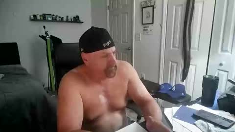 Snapshot of flaguy3233 chatting on September 23, 4:12 am Florida guy online show from September 23, 4:12 am