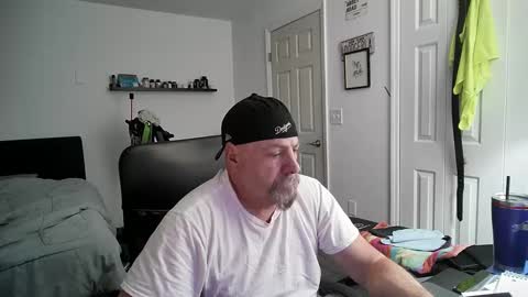 Snapshot of flaguy3233 chatting on February 16, 3:58 am Florida guy online show from February 16, 3:58 am