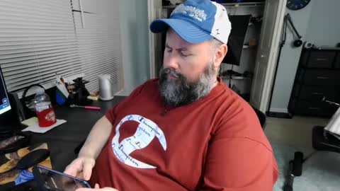 Snapshot of floridabearlive chatting on September 28, 4:10 am FloridaBearLive online show from September 28, 4:10 am