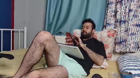 Fly online show from December 1, 7:50 pm