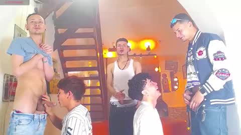 flyckers online show from October 21, 9:17 pm