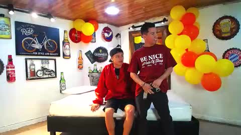 flyckers online show from January 24, 6:46 pm