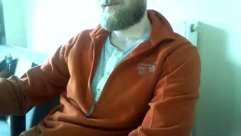 fns2011 online show from March 9, 9:36 am