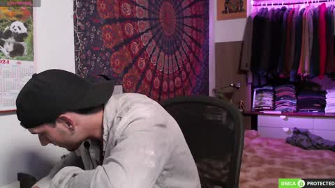 Snapshot of folleti7 chatting on January 22, 9:35 am Folleti online show from January 22, 9:35 am