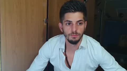 independent model online show from September 21, 5:57 pm