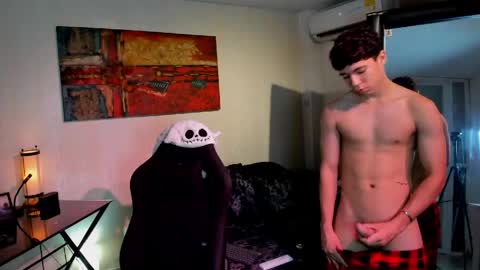 Foni online show from April 18, 7:07 pm