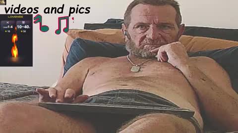 Snapshot of forexxxx_man chatting on October 8, 9:57 am doc online show from October 8, 9:57 am