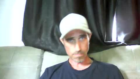 fouraide42 online show from May 31, 6:31 pm