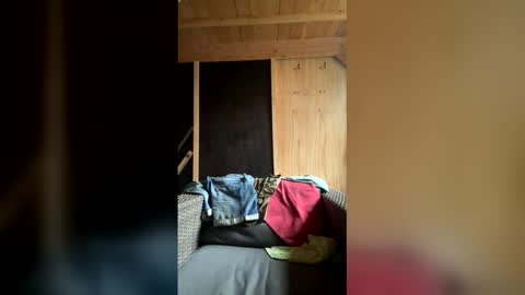 foxy1985777 online show from June 2, 12:06 pm