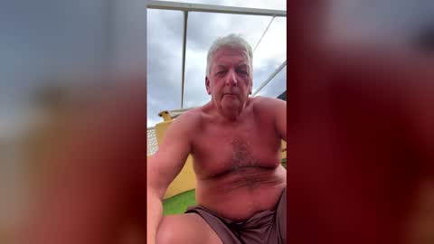foxy_silver online show from May 7, 5:35 pm