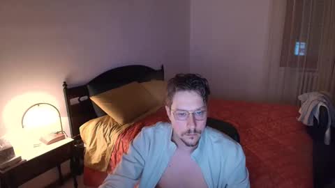 francesco_831115 online show from April 9, 7:09 pm