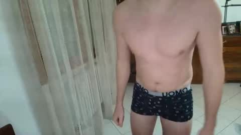 francesco_831115 online show from February 11, 6:02 pm