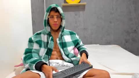 Snapshot of franco_demons_ chatting on December 15, 10:07 am Franco online show from December 15, 10:07 am