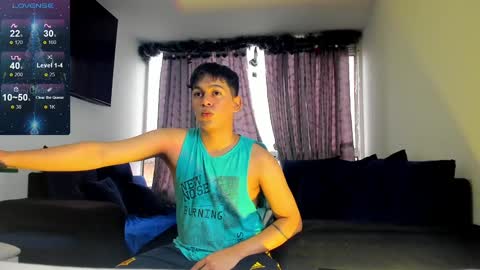 Snapshot of franco_rizzo01 chatting on December 12, 9:58 pm frank online show from December 12, 9:58 pm