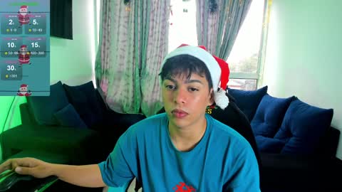 Snapshot of franco_rizzo01 chatting on December 30, 9:19 pm frank online show from December 30, 9:19 pm