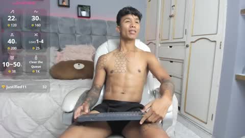 Snapshot of frank98_ chatting on September 19, 11:37 pm frank98_ online show from September 19, 11:37 pm
