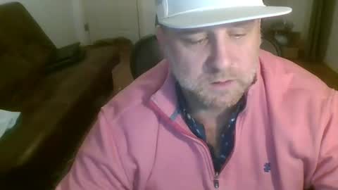 poundyouout1969 online show from February 1, 5:17 am