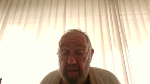 Snapshot of fredaldavid chatting on October 19, 8:39 am David Fredal online show from October 19, 8:39 am