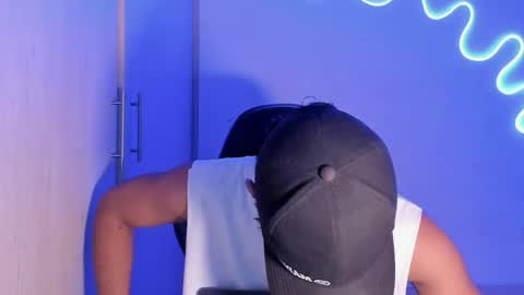 JOSSY online show from April 16, 5:40 am