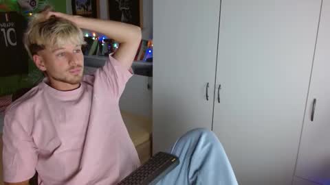 Frederick Perin online show from November 27, 10:13 pm