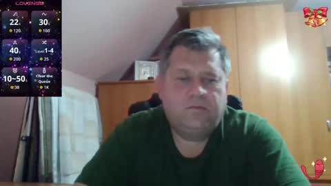 freeboy80180 online show from December 5, 4:58 pm